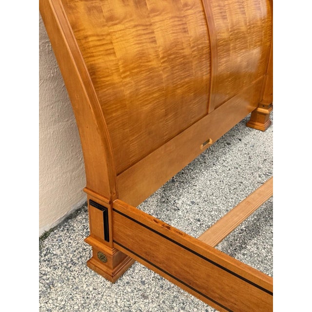 Thomasville Grand Classics Neoclassical Empire Queen Size Maple Wood Sleigh Bed For Sale - Image 10 of 18