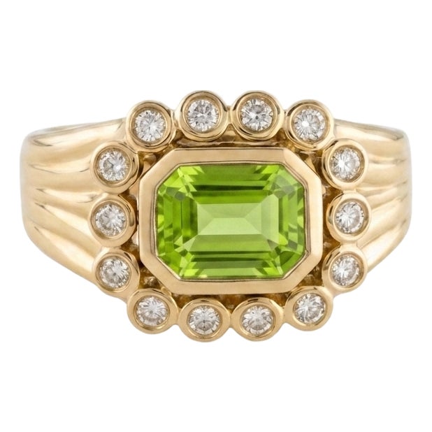 Vintage Peridot Cz Halo Ring | Peridot Statement Engagement Ring | August Birthstone Ring, Size 7 For Sale