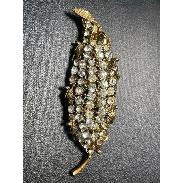 1950s MCM Jewlery Marked Hollycraft High End Designed Art Neuvo Style Brooch For Sale - Image 5 of 6