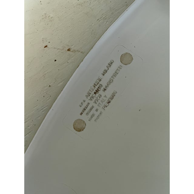 Artemide Vicario Armchair by Vico Magistretti for Artemide, 1970s For Sale - Image 4 of 9