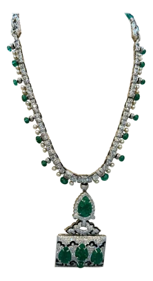 25 Ct Natural Carved Emerald & 10 Ct Diamond Art Deco Style 18 KW Gold Necklace