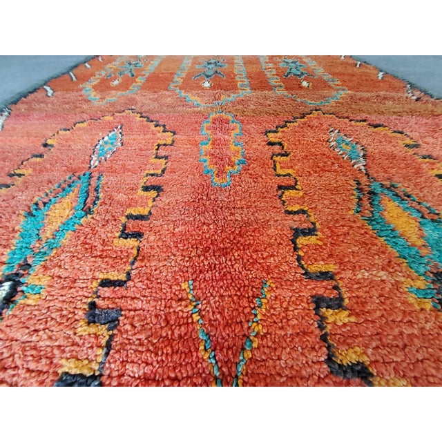 Vintage Moroccan Berber Rug in Natural Multicolored Wool For Sale - Image 4 of 8