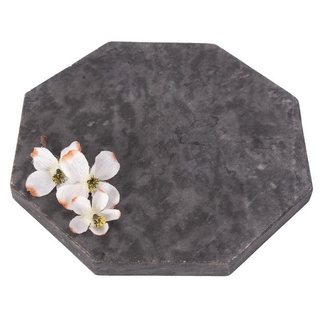 Modern Artifacts Trading Company Octagonal Marble Tray in Black For Sale - Image 3 of 3