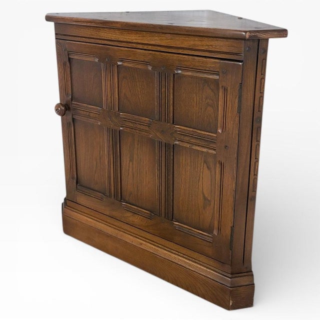 Mid-Century Panelled Corner Cabinet Unit from Ercol For Sale - Image 3 of 9