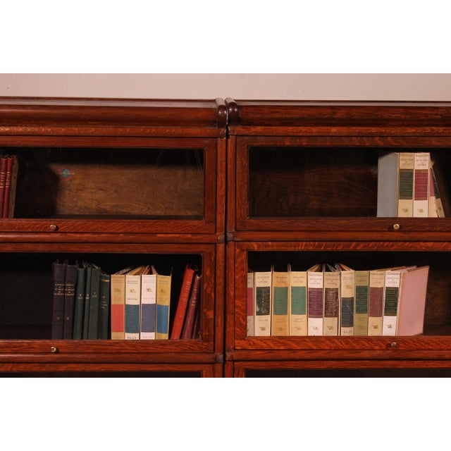 Wood Oak Bookcases from Globe Wernicke, London, 1900s, Set of 2 For Sale - Image 7 of 13