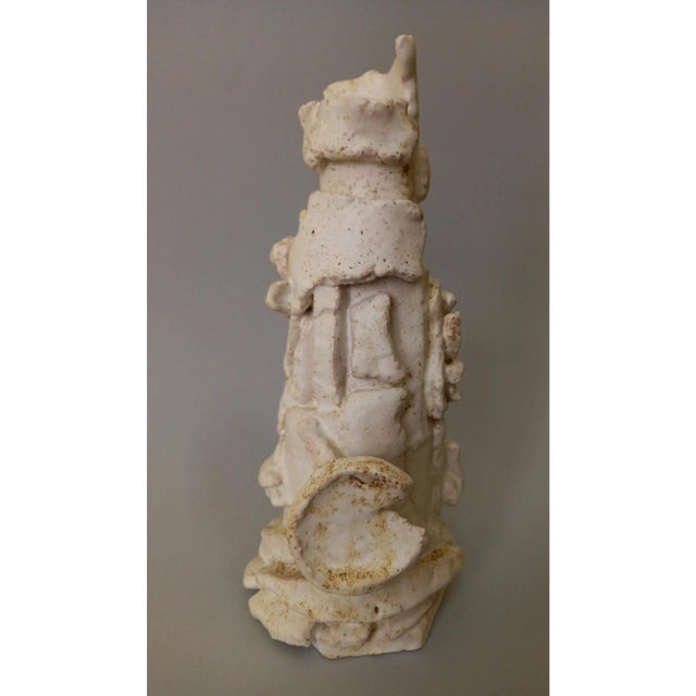 2020s 13.2" One-of-a-Kind Neutral Palette Ceramic Sculptural Lamp by Diane Grant / Earth Tones For Sale - Image 5 of 10