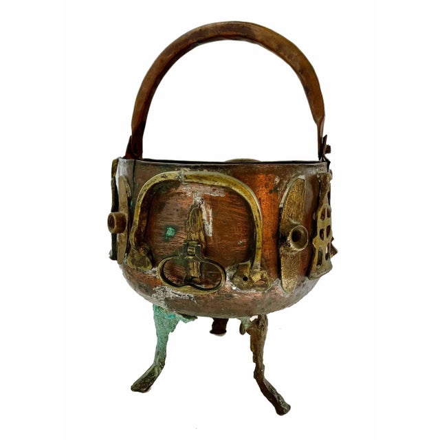 Mid 20th Century Copper Pot With Brass Accents and Handle For Sale - Image 5 of 7