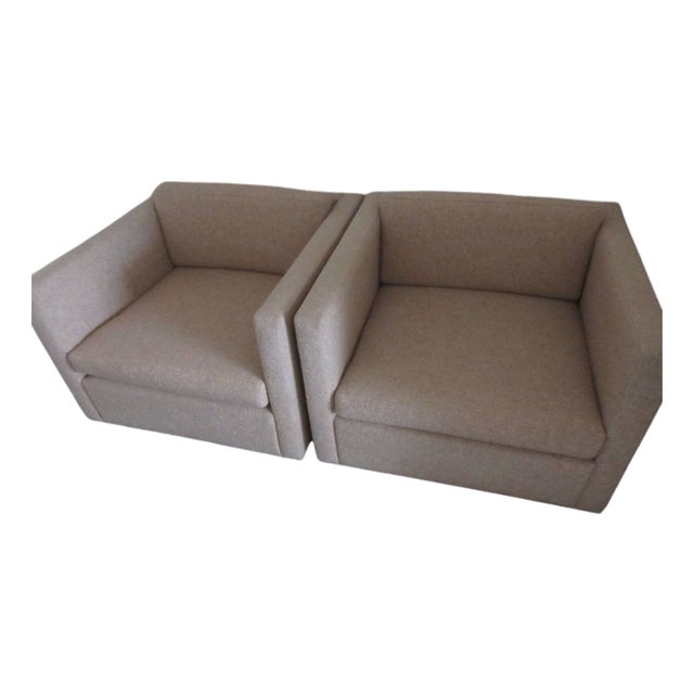 Knoll Charles Pfister Mid-Century Lounge Chair in Pink - A Pair For Sale