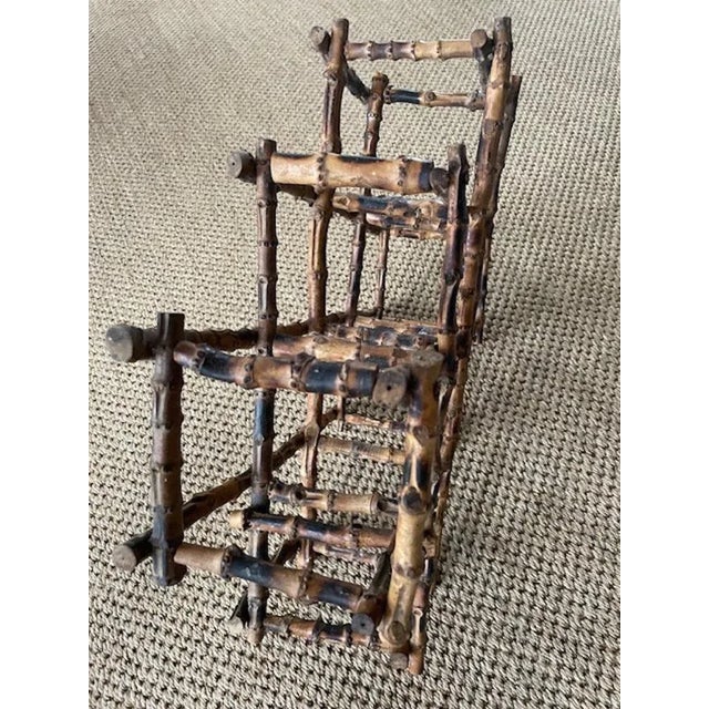 Vintage Bamboo Bottle Holder, in Very Good conditions. Designed 1950 to 1959