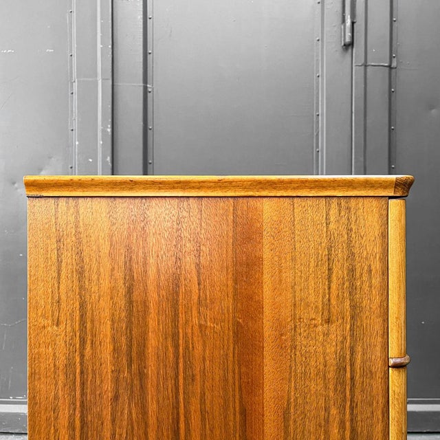 Mid-Century Chest of Drawers For Sale - Image 14 of 18