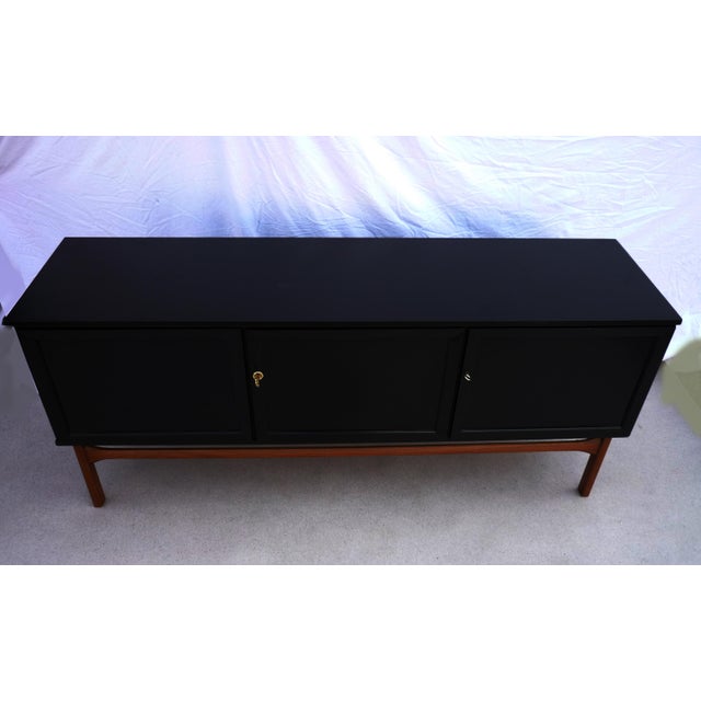 Black Sideboard with 3 Doors and 3 Drawers, 1980s For Sale - Image 11 of 11
