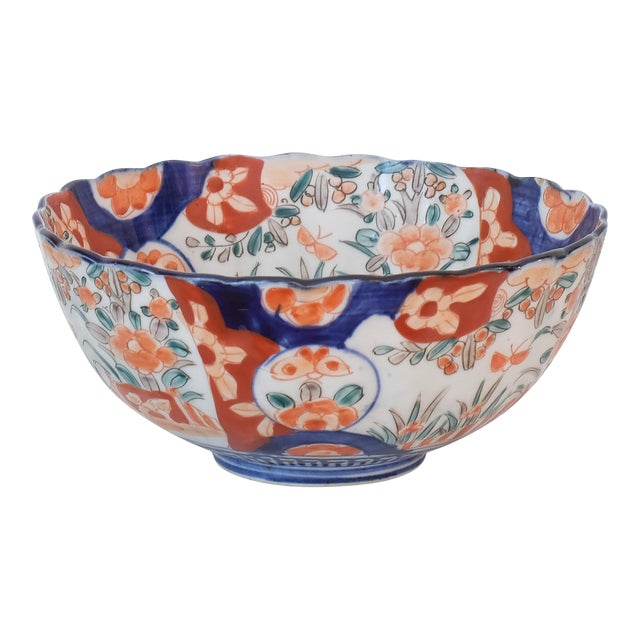 Antique Japanese Hand-Painted Imari Bowl For Sale