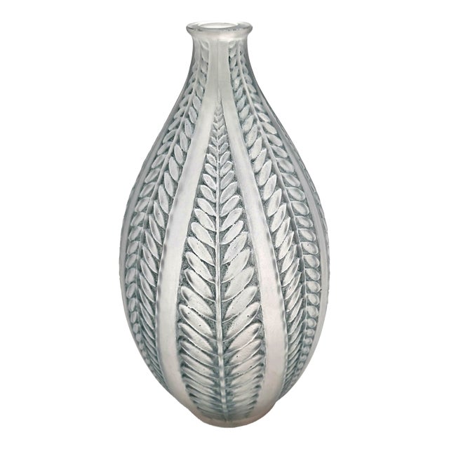 Art Deco Acacia Vase in Clear and Frosted Glass by René Lalique, France, 1920s For Sale