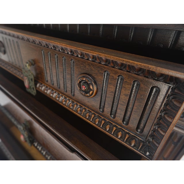 Fine Ornate Carved Oak 5 Drawers Bracket Feet Decorative Chest c1900s MINT For Sale - Image 4 of 18