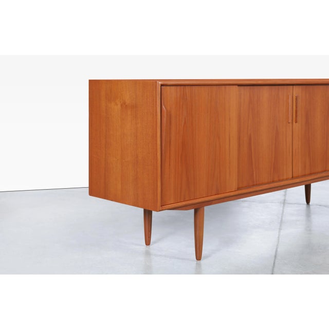 Mid-Century Modern Danish Modern Teak Credenza by Axel Christensen for Aco Mobler, 1960s For Sale - Image 3 of 12