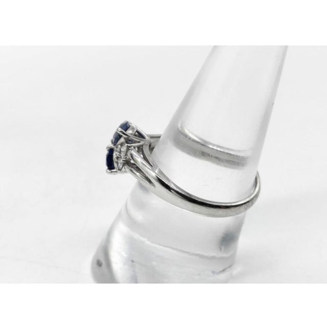 Platinum Sapphire & Diamond Moi Et Toi Crossover Ring For Sale - Image 9 of 10