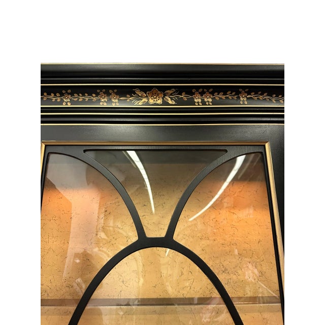 Onyx Mid 20th Century Vintage Black Lacquered Chinoiserie Bubble Glass Display Cabinet by Jasper Cabinet Company For Sale - Image 8 of 12