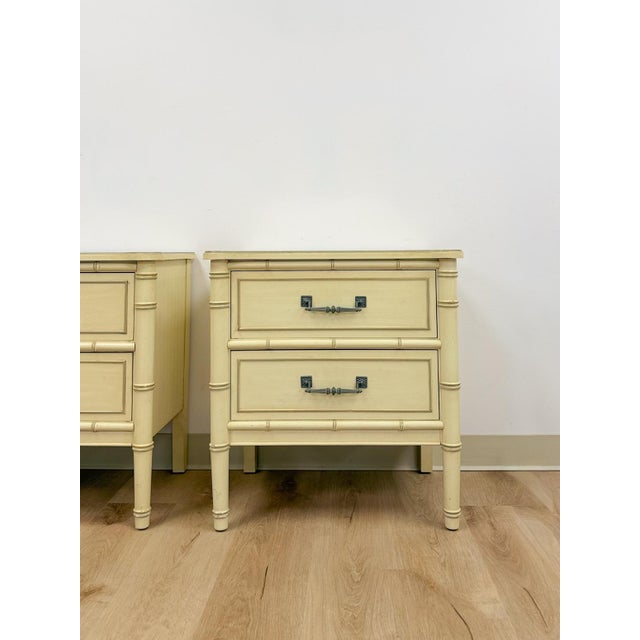 Hollywood Regency Vintage Henry Link Bali Hai Coastal Hollywood Regency Cream Nightstands, 2 Pieces, Attributed For Sale - Image 3 of 13
