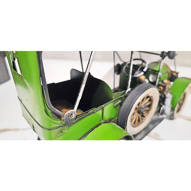 Vintage 1916 Chevrolet Baby Grand Touring Car Model – Decorative Collectible For Sale - Image 11 of 18