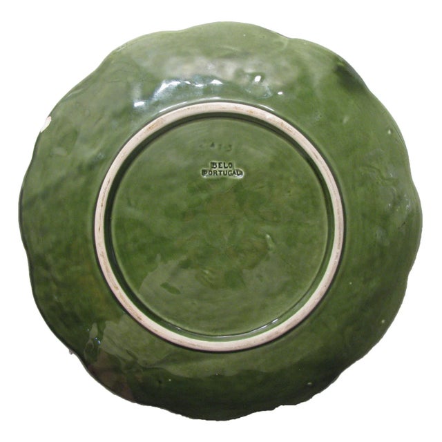 French Belo Portugal Green Majolica Cabbage Leaf Platter For Sale - Image 3 of 4
