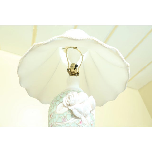 Traditional 1980s Mosaic Urn Style Chic Table Lamp W. Shade For Sale - Image 3 of 8