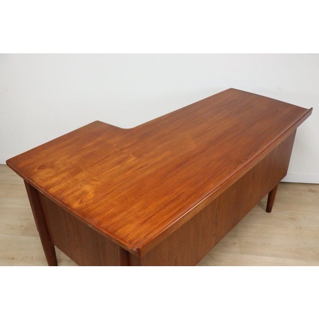 Scandinavian Boomerang Teak Desk, 1960 For Sale - Image 10 of 18