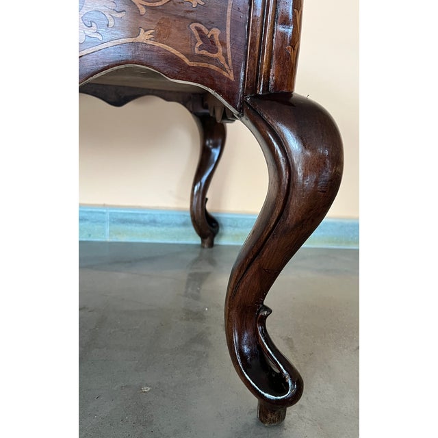 20th Victorian Style Bijouterie or Vitrine Low of Coffee Table For Sale - Image 12 of 13