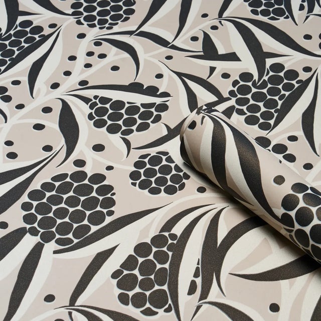 Schumacher SAMPLE - Schumacher Rubus Wallpaper In Stone For Sale - Image 4 of 5