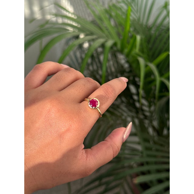 Handcrafted 1.75ct Natural Ruby Solitaire Ring in 14k Yellow Gold Size 7 For Sale In New York - Image 6 of 16