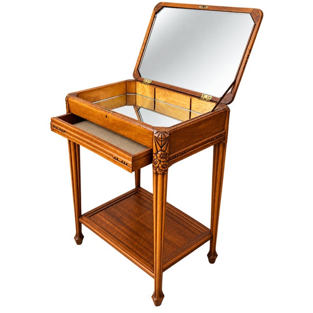 Art Nouveau Dressing Table in Walnut, 1890s For Sale - Image 14 of 14