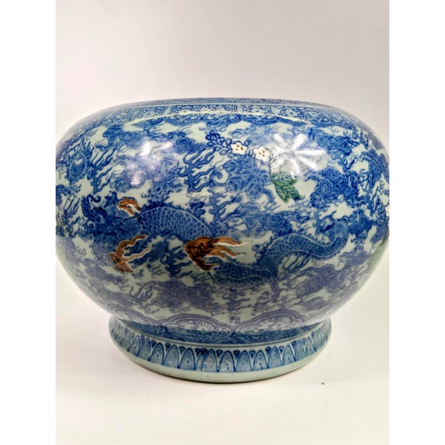 Late 19th Century Large Blue and White Porcelain Hibachi For Sale - Image 4 of 8