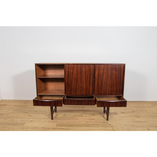 Brown Mid-Century Modern Rosewood Dresser by E. W. Bach for Sejling Skabe, Denmark, 1960s For Sale - Image 8 of 18