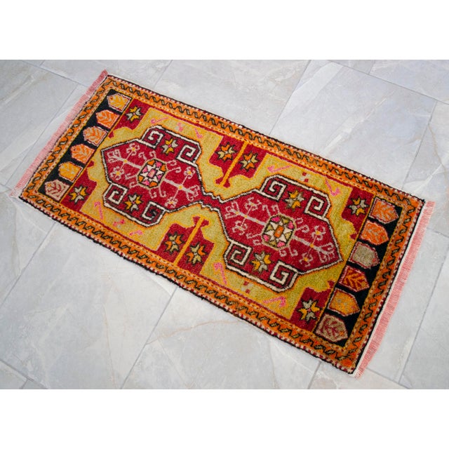 1970s Hand Knotted Small Turkish Rug, Door Mat, Entryway Rug, Bath Mat, Kitchen Decor - 1′8″ × 3′4″ For Sale - Image 11 of 14