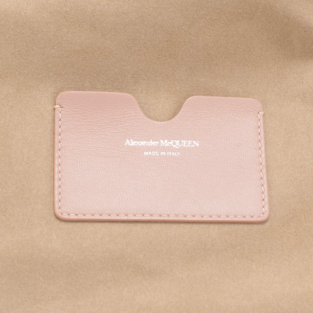 Alexander McQueen Rose Pink Skull Jewel Four-Ring Soft Leather Clutch Bag For Sale - Image 15 of 16