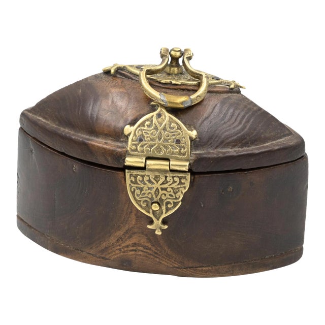 19th Century Hardwood Lozenge Shaped Tea Caddy or Tobacco Box For Sale