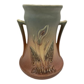 1940s American Art Pottery Hull “Calla Lily” Vase For Sale