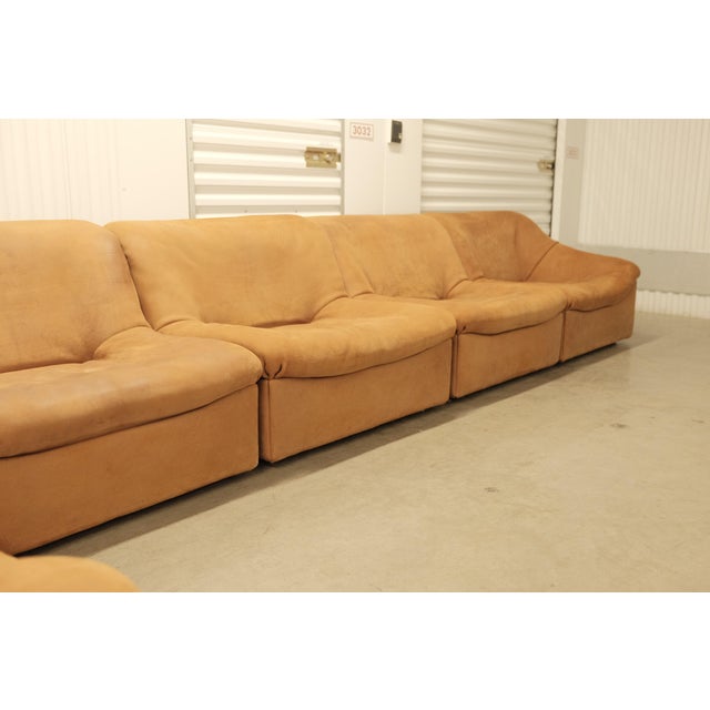 1970s De Sede Attributed Vintage Ds-46 Modular Sofa in Cognac Buffalo Leather, Set of 6 For Sale - Image 10 of 11