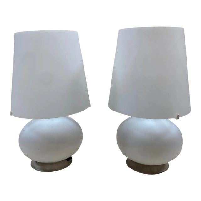 1960s Max Ingrand Glass Table Lamp for Fontana Arte, Italy - a Pair For Sale