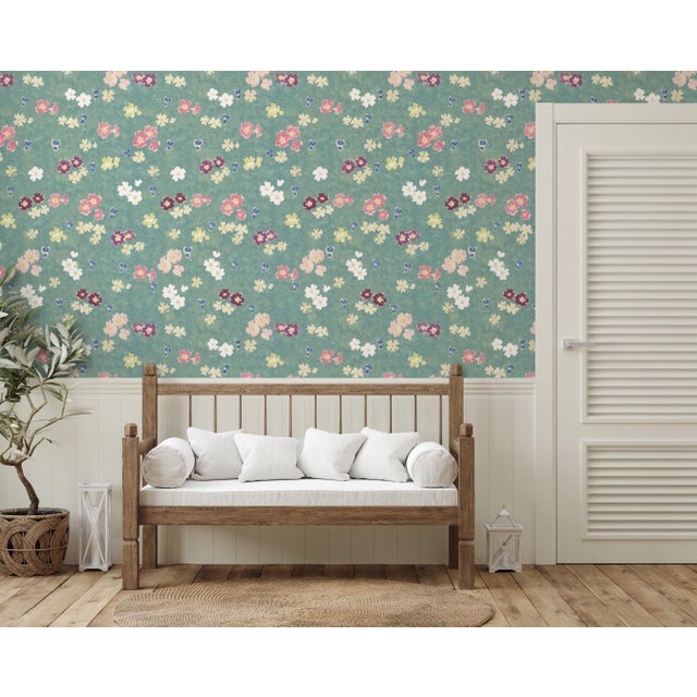 Non-woven fiber-based material with a smooth satin finish. We use the latest digital technology providing the highest...