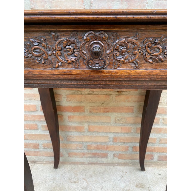 1940s French Louis XV Style Carved Wood Side Table With Drawer For Sale - Image 10 of 11