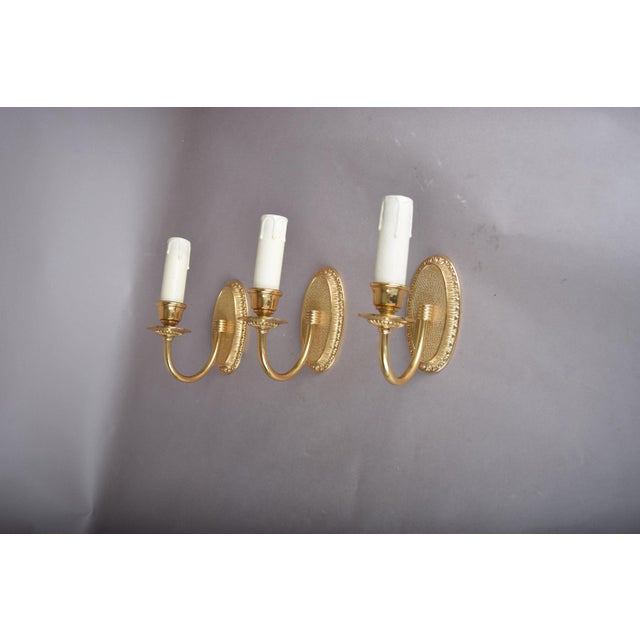 Metal Louis XVI Gilt Metal Wall Sconces with Oval Beaded Backplates, 1950s, Set of 3 For Sale - Image 7 of 7