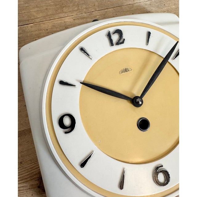 Vintage Beige Bakelite Wall Clock from Prim, 1950s For Sale - Image 17 of 18