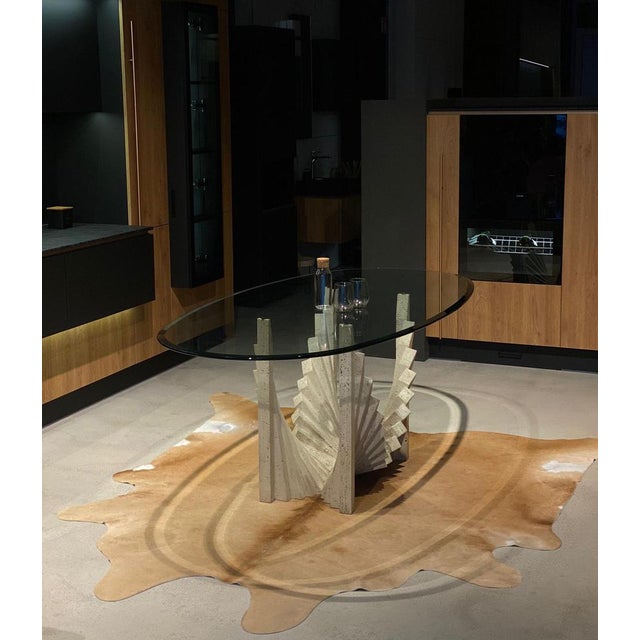 Beautiful travertine dining table in excellent condition.