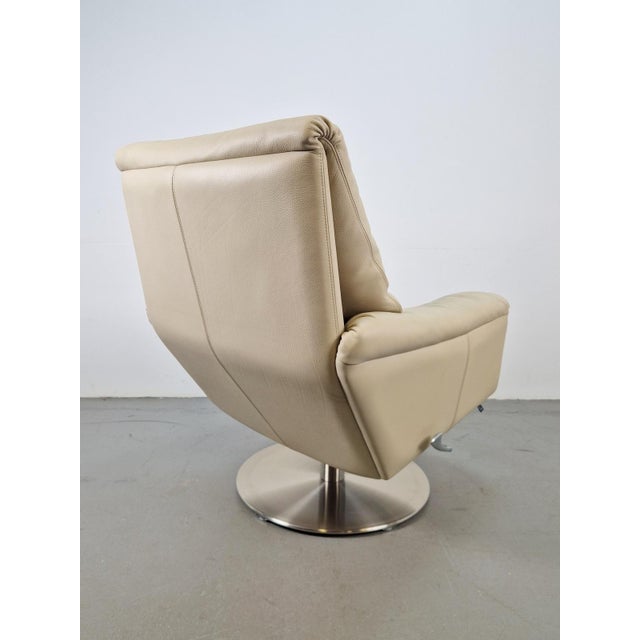Cece Swivel Chair in Leather from Leolux For Sale - Image 12 of 16
