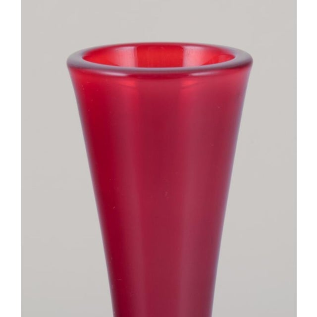 Art Glass Murano Vase in Clear and Red Glass, Italy, 1960s For Sale - Image 3 of 8