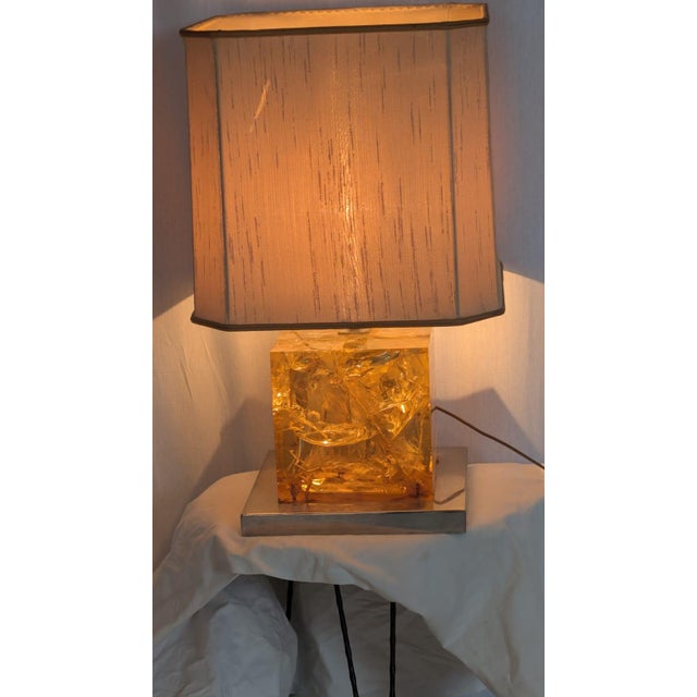 French Resin Table Lamp, 1970s For Sale - Image 4 of 9
