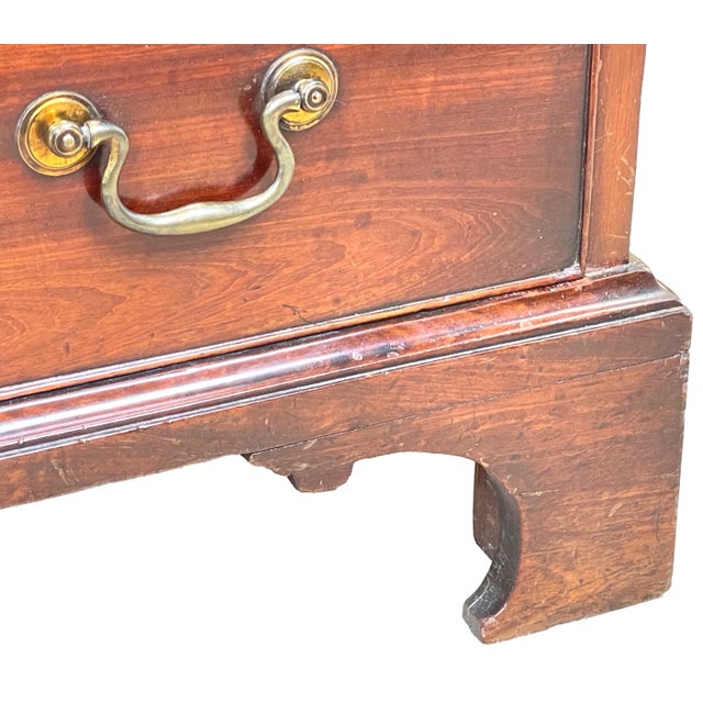 18th Century Georgian Mahogany Chest with a Slide, 1760 For Sale - Image 3 of 9