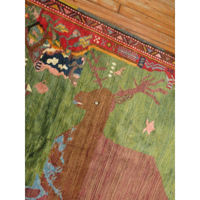 Early 20th Century Early 20th Century Green Pictorial Deer Rug - 4'8" x 6'9" For Sale - Image 5 of 9