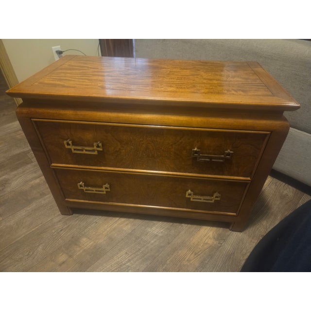 1970s Chin Hua 2 Drawer Night Stands Finished in Burl Wood Veneers For Sale - Image 11 of 13