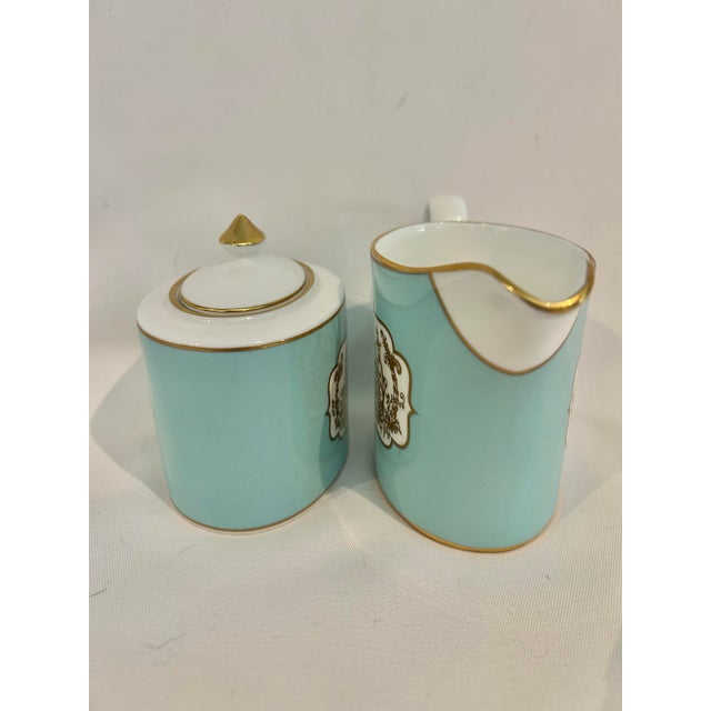 Turquoise Late 20th Century Fortnum & Mason St James Eau De Nil Chinoiserie Bone China Sugar & Creamer by Caverswall For Sale - Image 8 of 10